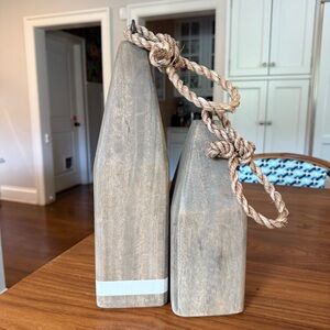Rustic Wooden Buoy Decor Set - Gray
